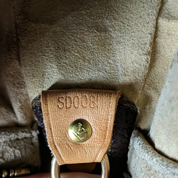 Louis Vuitton Monogram Looping GM Vintage Purse - Picture 13 of 16